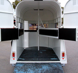 horse_float_mat